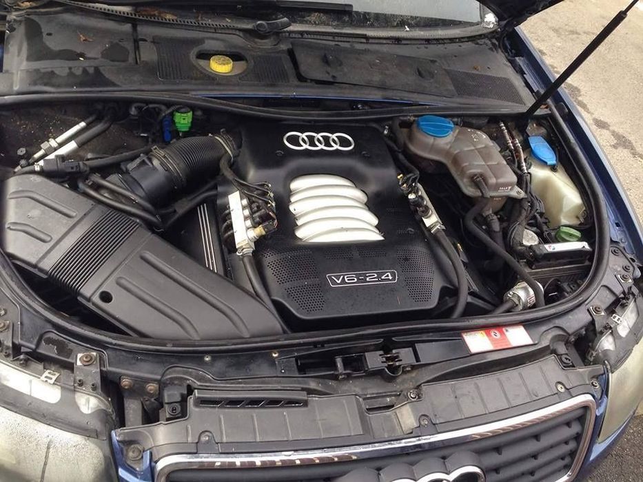 Dezmembrez Audi A4 B6 Cabrio 2.4 Benzina