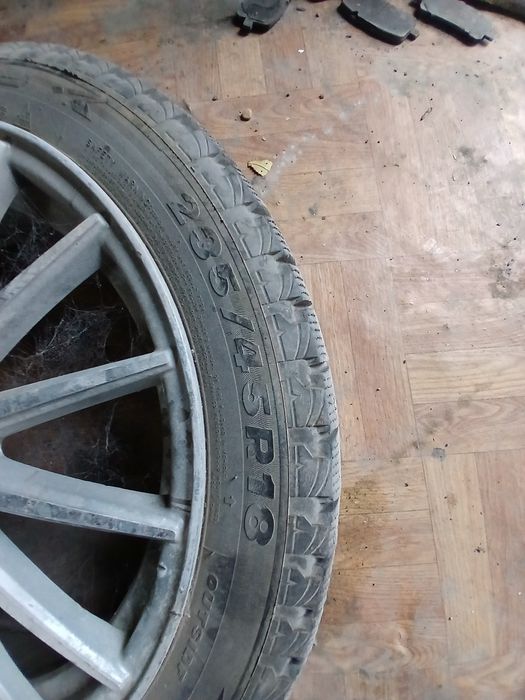 Продам запаска 1шт