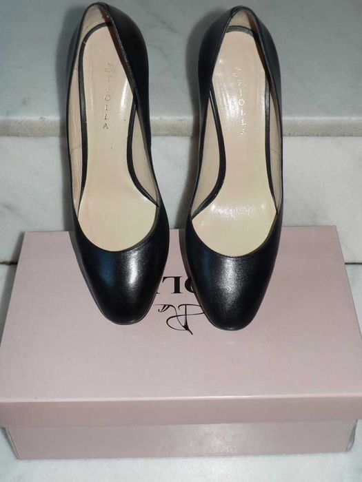 Pantofi din piele neagra pentru dama