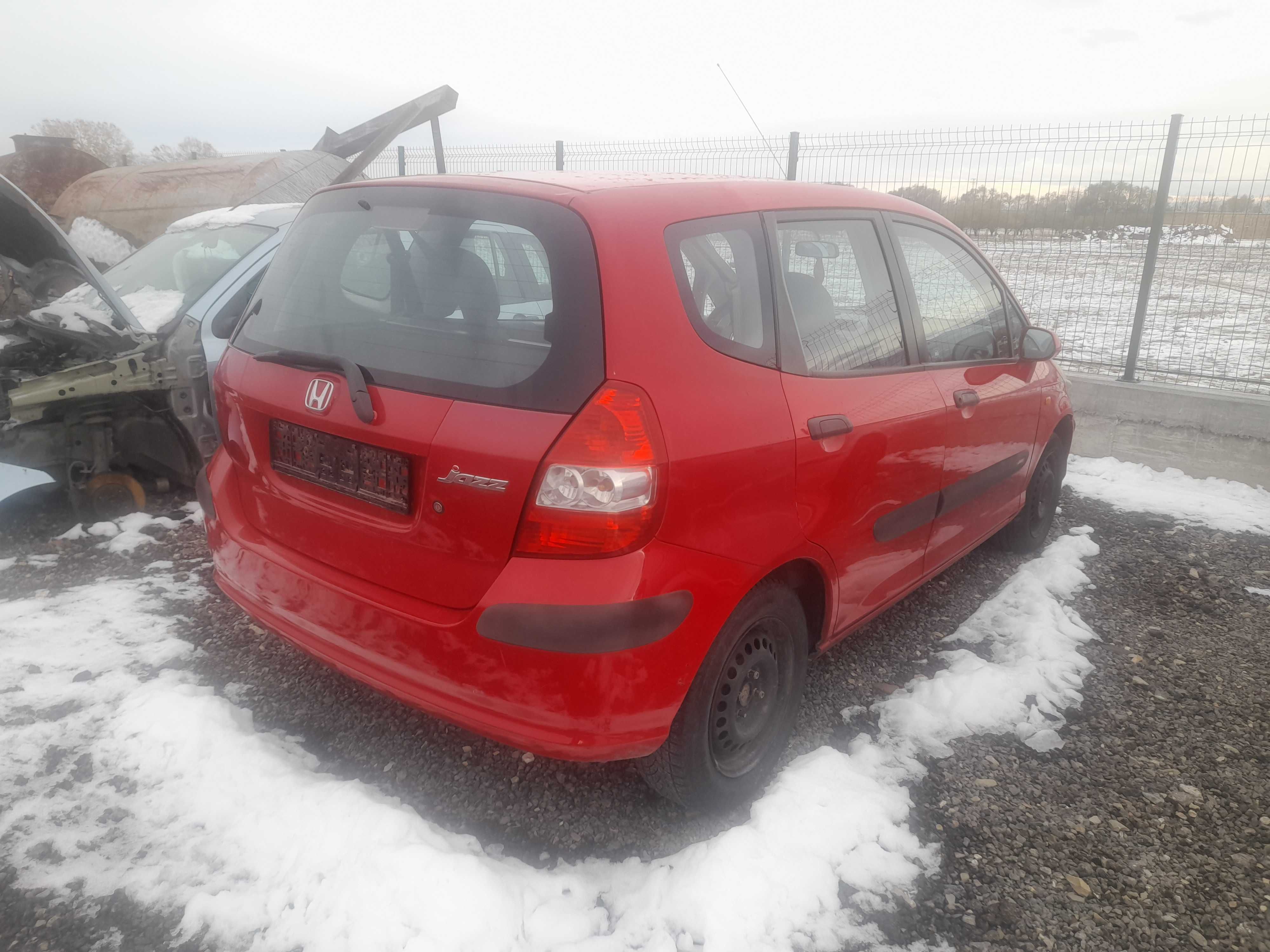 На части! Honda Jazz 1.4