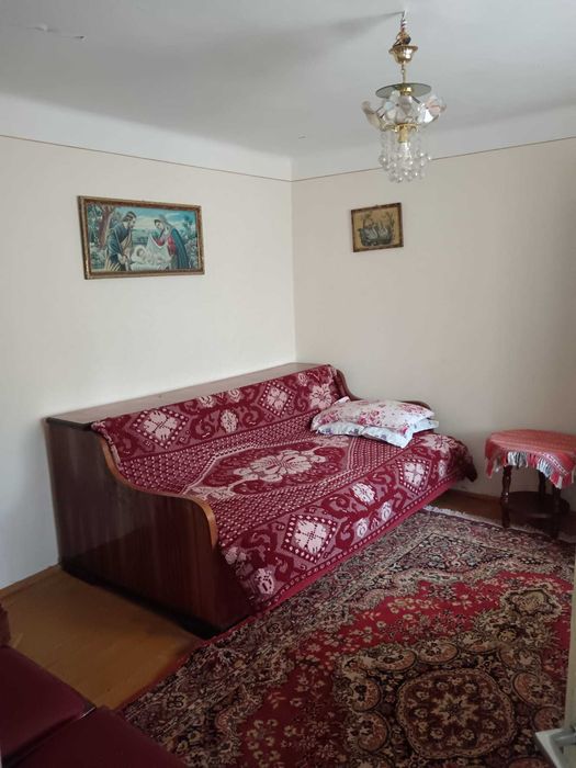 Vand casa cu garaj si fanar în comuna Teiu, sat Teiu Vale, jud. Argeș