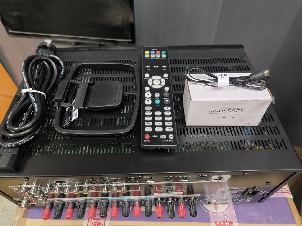 Denon AVR X2000 7.1 channel