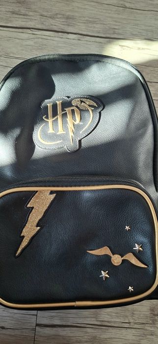 Черна раница и ключодържател на Хари Потър / Harry Potter