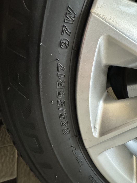 Шины Bridgestone 225/55/17