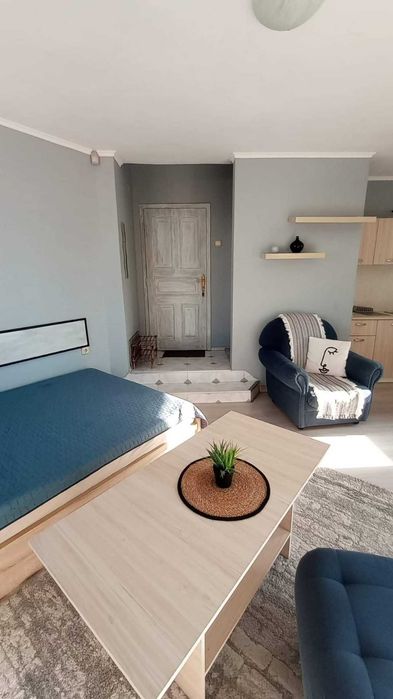 Дава се под наем Едностаен апартамент в Пловдив, Център - 34 кв.м за 250 € - Снимка #2