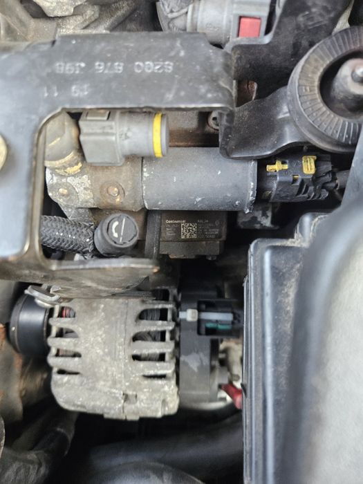 Kit injecție Injectoare și Pompa inalta Continental Dacia Duster 1.5 d