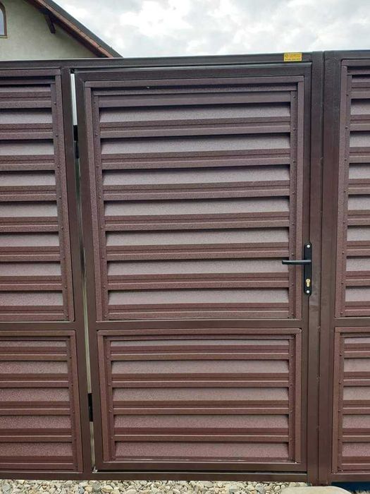 Garduri si porti din panou stil jaluzea de diferite modele la comanda