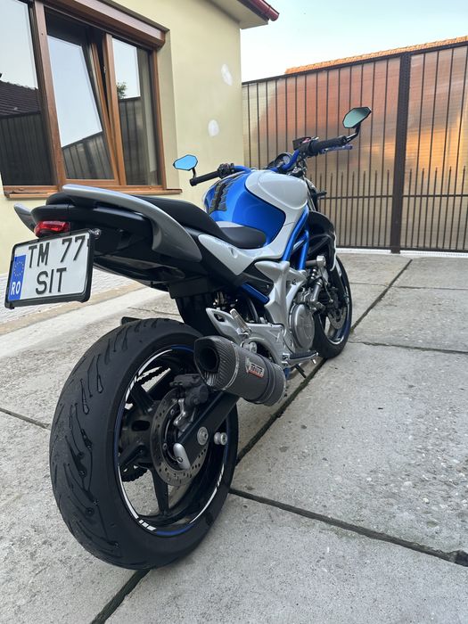 Suzuki SFV650 Gladius