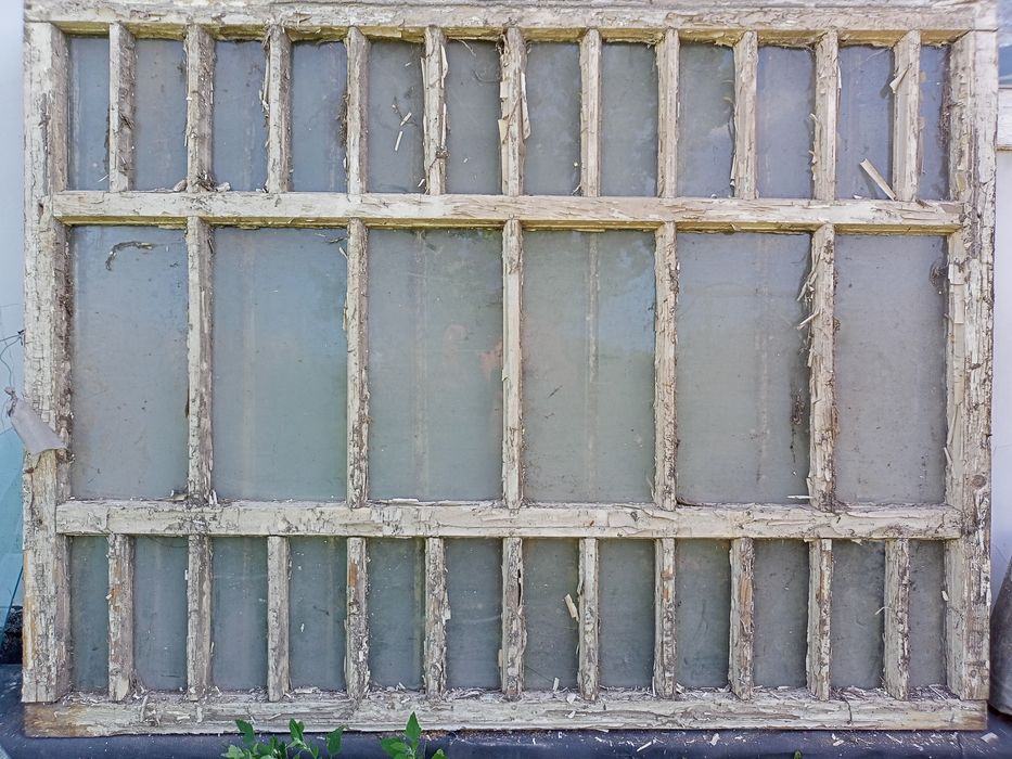 Рамы оконные, окна