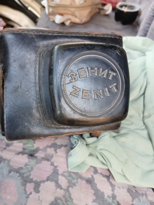 Продам зенит фотоаппарат