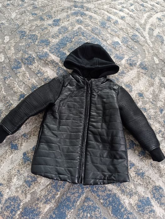 Продам детски куртки