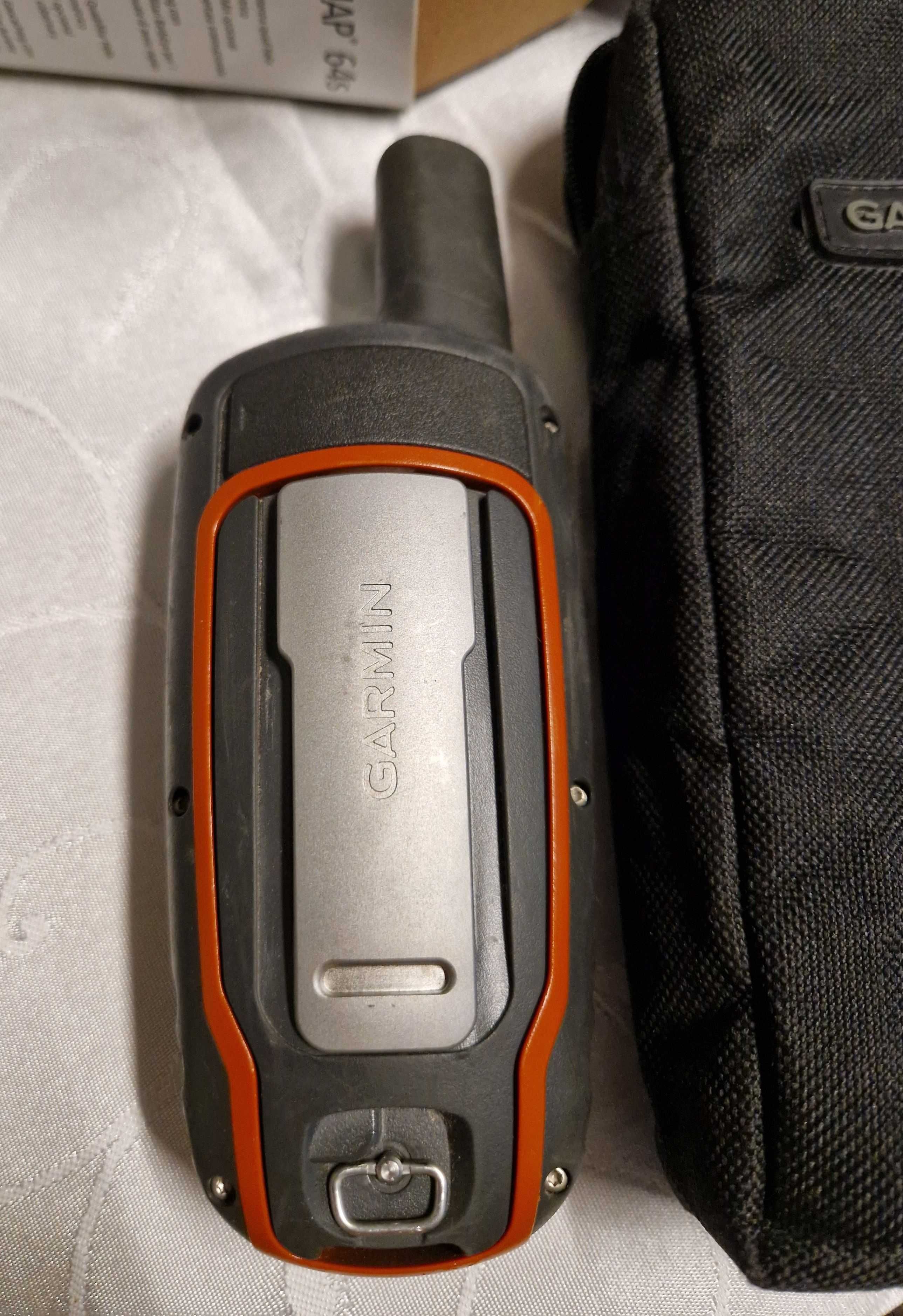 Туристическа навигация GARMIN 64s