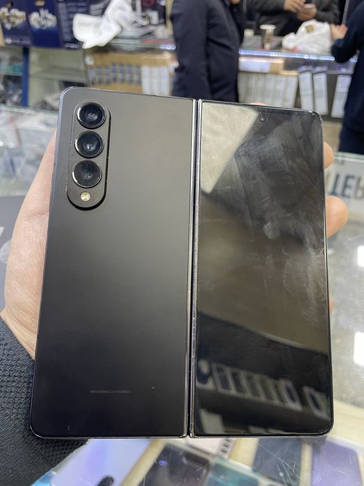 Galaxy Z Fold4 12/256 black
