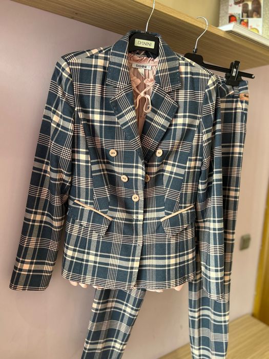 Дамски костюм Данини