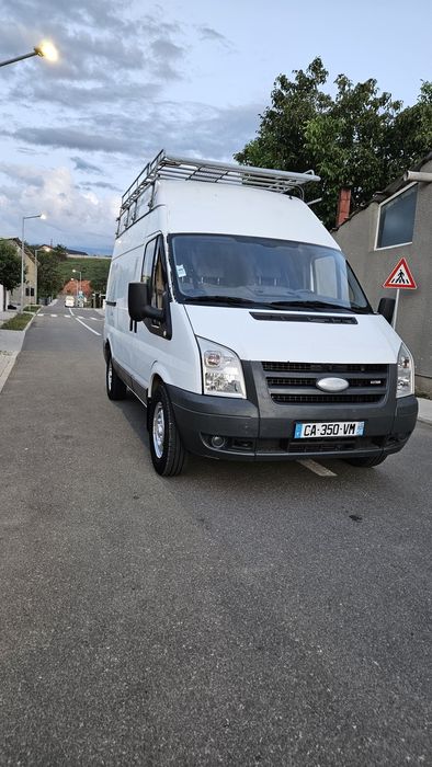 Vând Ford Transit 2,4 115cp Recent introduse în țară