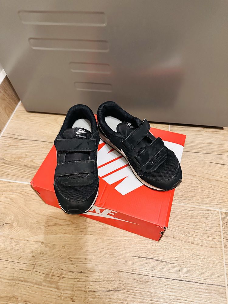Детски маратонки Nike