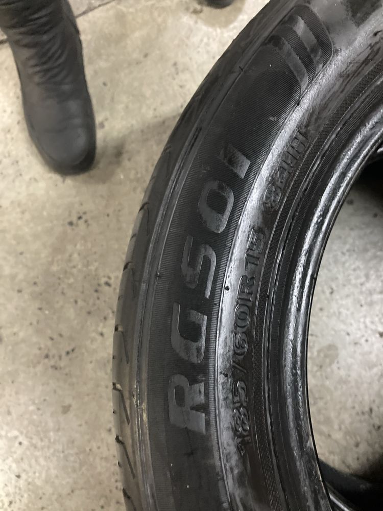 Продавам летни гуми 185/60R15 2бр