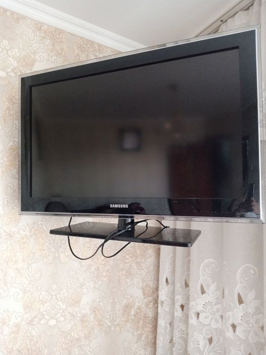 Продам телевизор