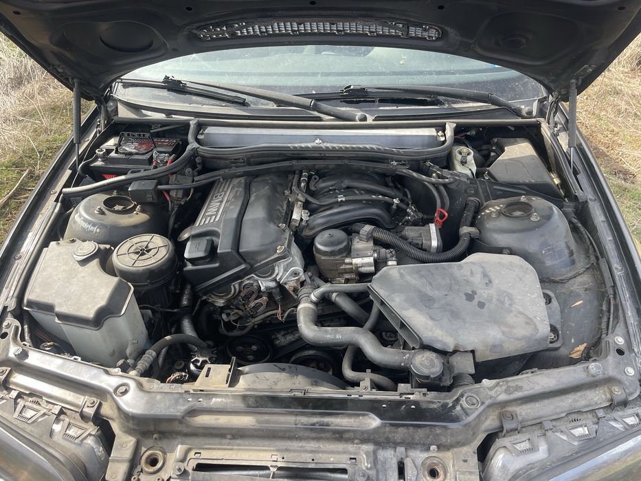 Bmw e46 316i facelift На части