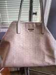 Оригинална чанта Guess