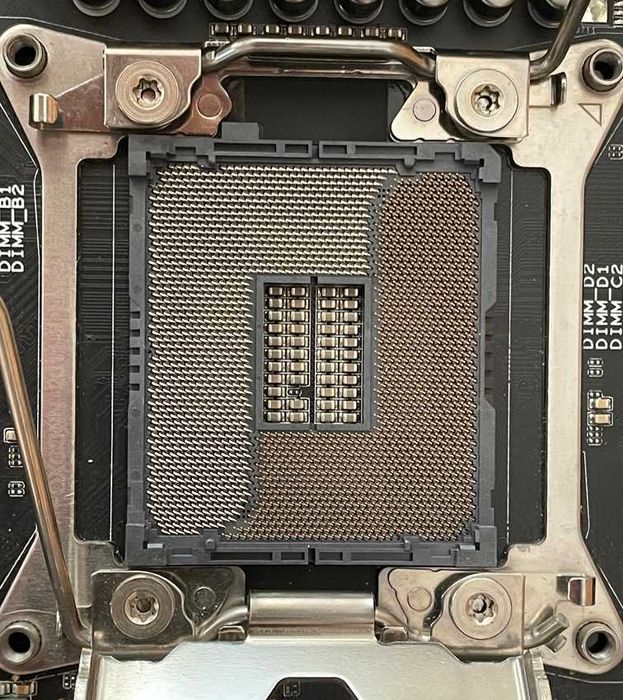 Asus X99-A/USB 3.1 с Intel Xeon E5-2630L V3 8C/16T и 128GB DDR4 RAM