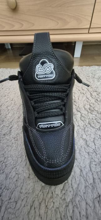 Adidași LV skate 41