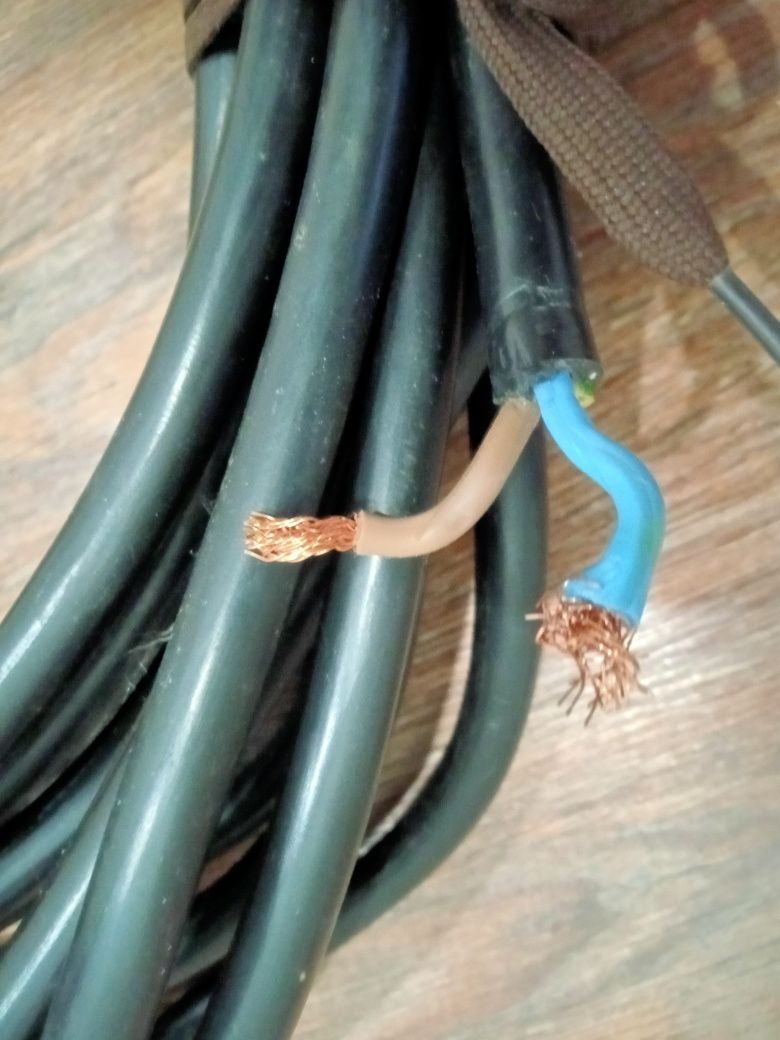 Электро кабель медная.отличная состояния