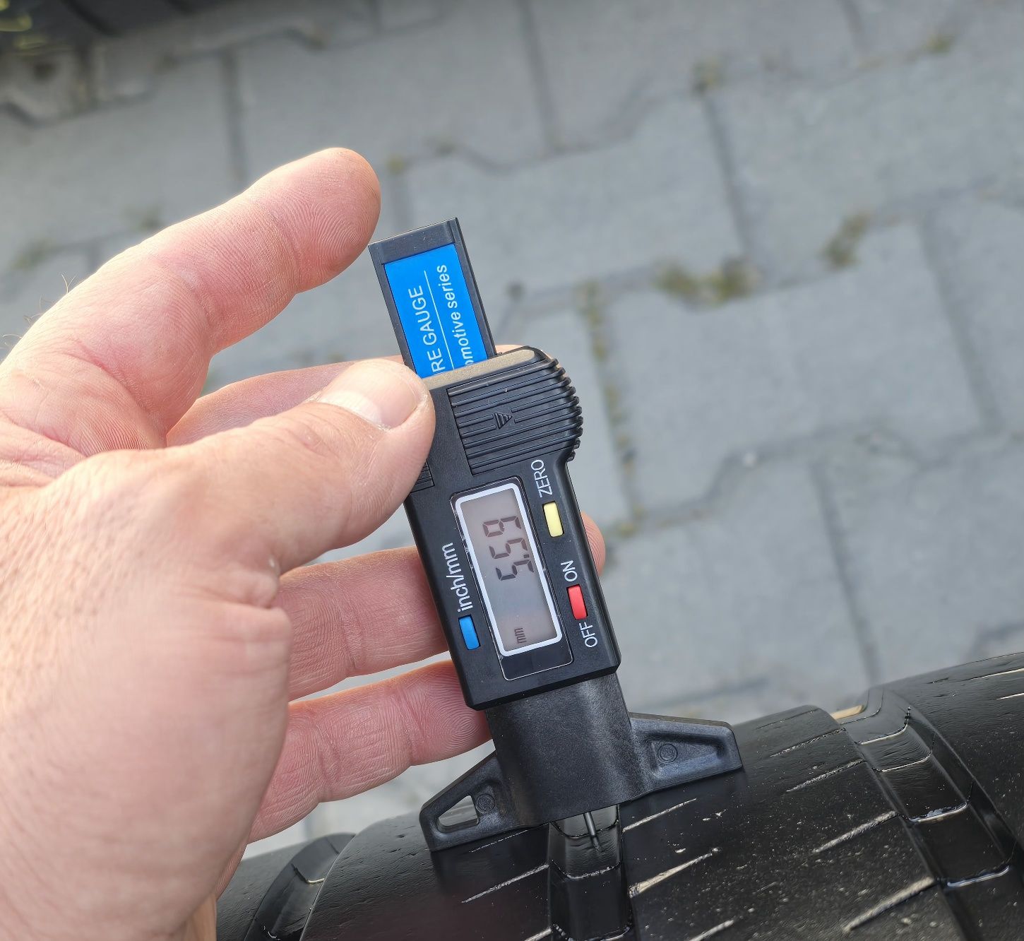 305 30 20 Michelin
