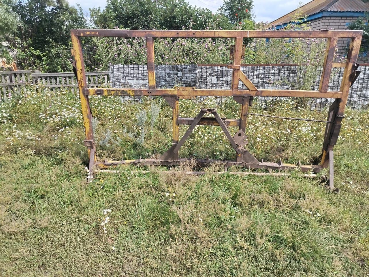 Трактор т25 продам