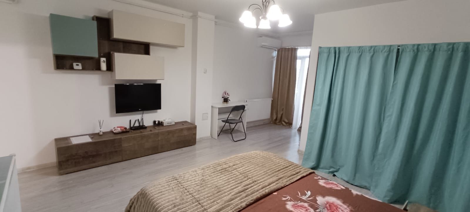 Inchiriez Garsoniera in regim hotelier chirie Bragadiru zona Leroy Mer