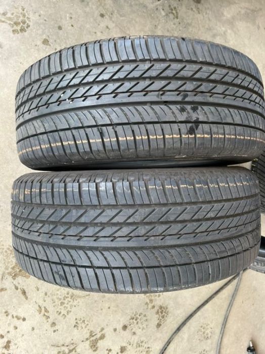 vând 2 anvelope 255/55/19 goodyear de vară ca noi