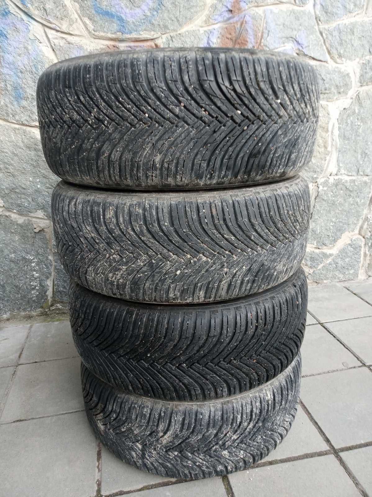 Всесезонни гуми Maxxis