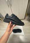 McQueen marimea 42 URGENT!