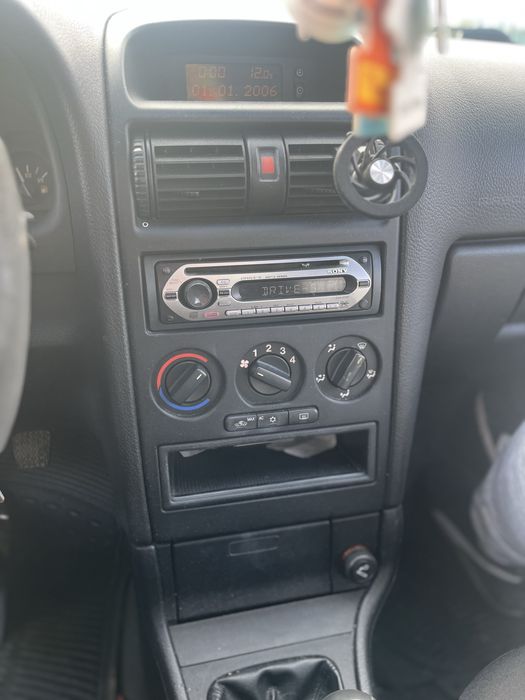 Vand opel astra g 1.4 benzina