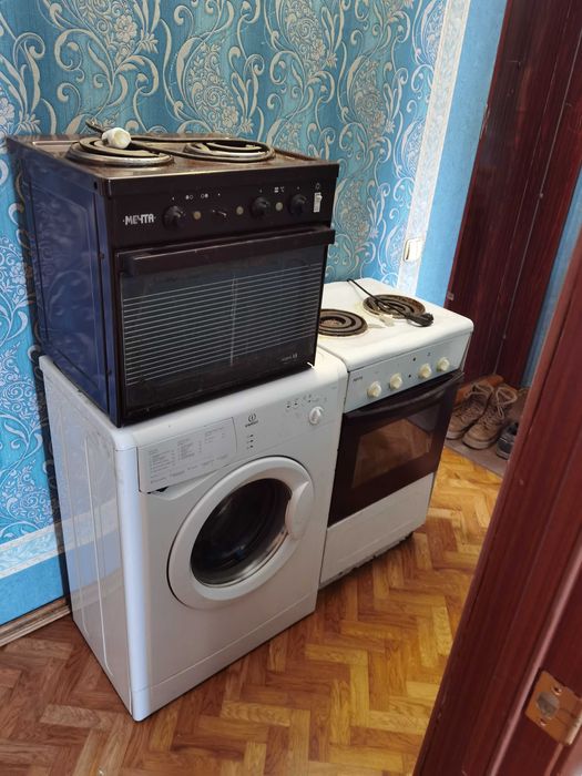 Продаю стиралку и 2 плиты