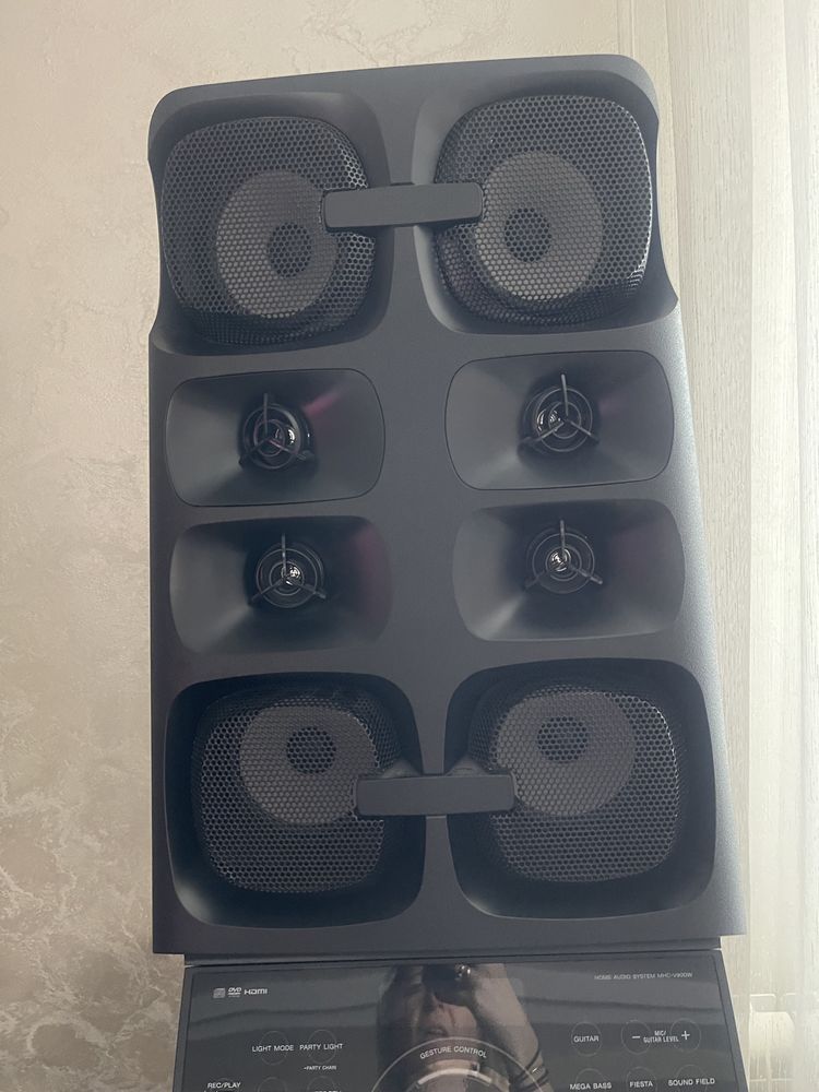 Мощна аудио система SONY  MUTEKI V90DW