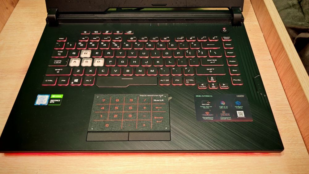 Laptop Asus ROG STRIX G16