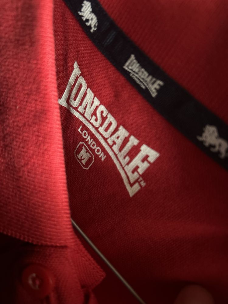 Чисто нова Поло тениска Lonsdale размер М