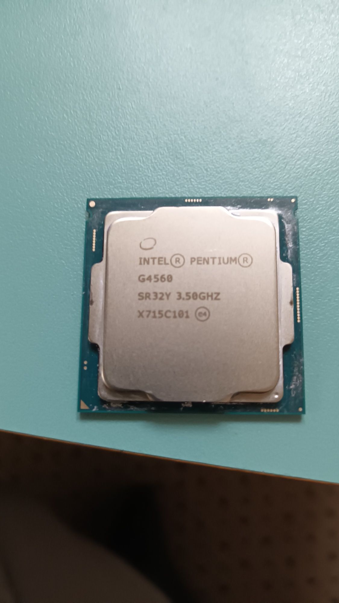 procesor Intel Pentium g 4400 și 4560