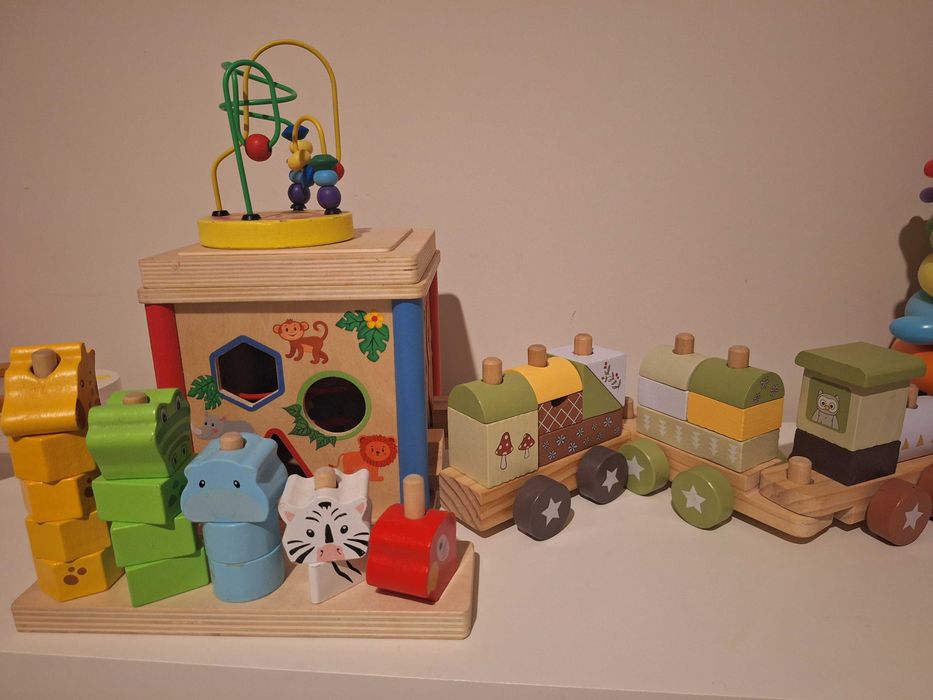 Дървени играчки за бебе