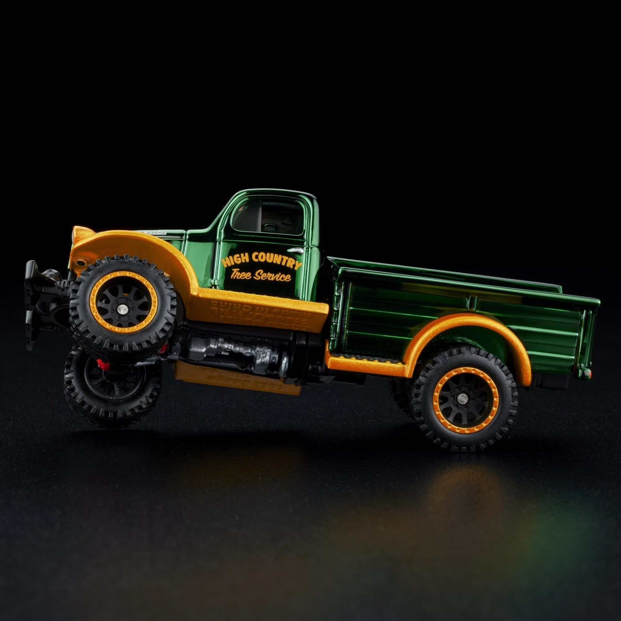 HotWheels RLC Exclusive Holiday 1952 Dodge Power-Wagon