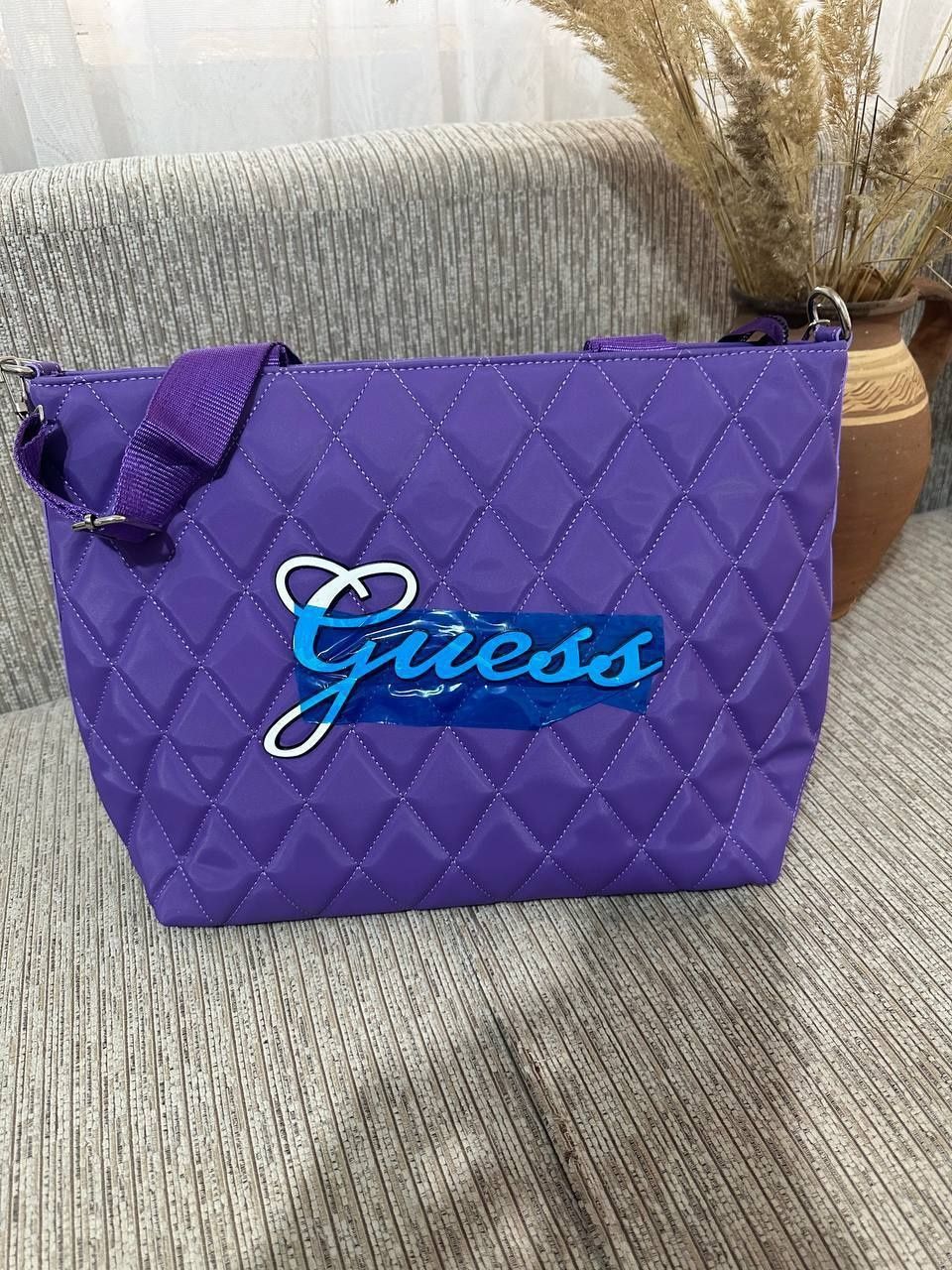 Geantă umăr Guess