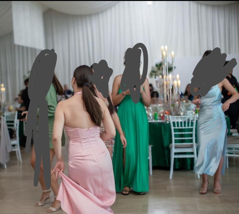 Rochie lunga pe gat eleganta