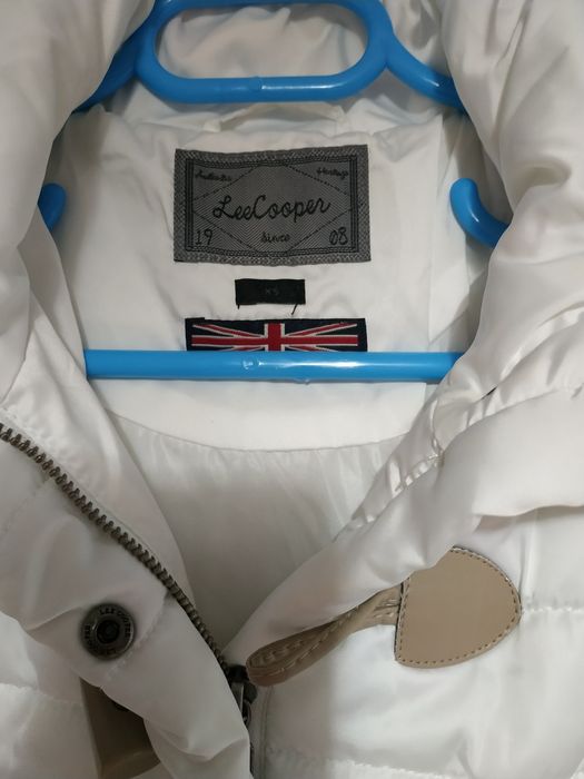 Бяло,зимно яке Lee cooper