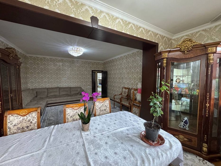 Банковская Чил Ц. 3/4/4 площадь 96м2 с меб тех