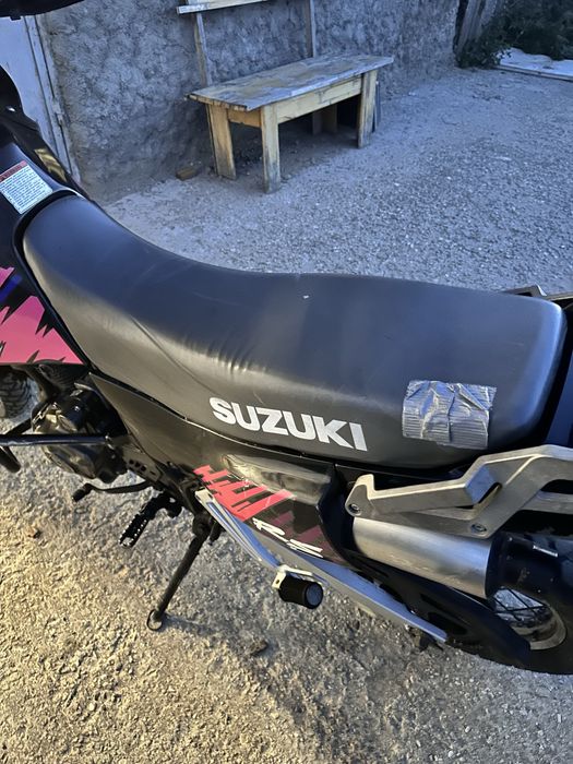 Suzuki DR 650 RSE