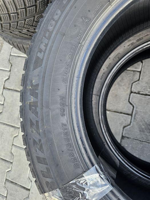 225 65 R 17 Bridgestone iarna