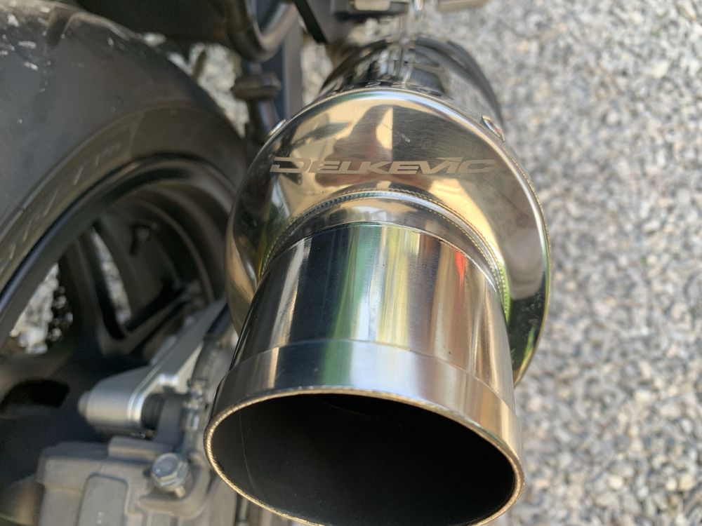 Спортен ауспух ‘Delkevic’ Kawasaki Z750