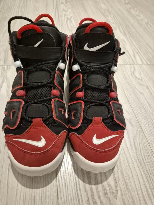 Adidasi Nike Air More Uptempo