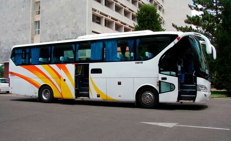 Продается автобус Yutong ZK6129H, 2012г 45 +1+1 мест, пробег 313000 км